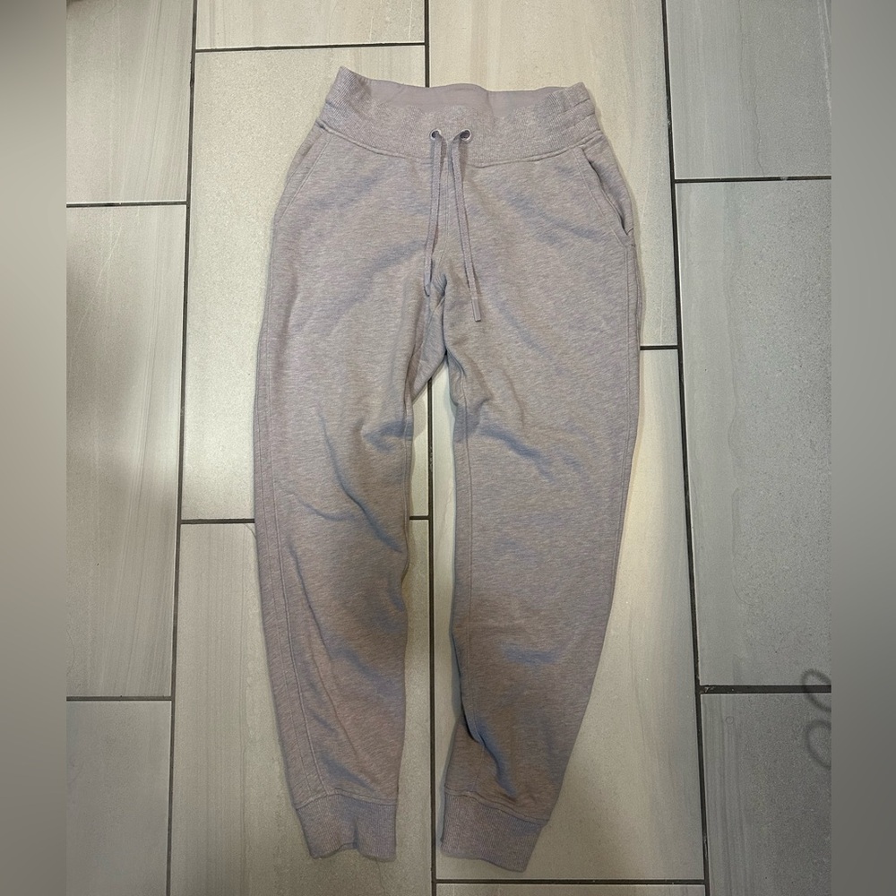 Lululemon joggers size 4